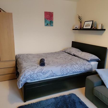 Double Room In A Top Floor Shared Apartment Νορθάμπτον Εξωτερικό φωτογραφία